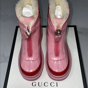 Gucci girls boots size 30Eu